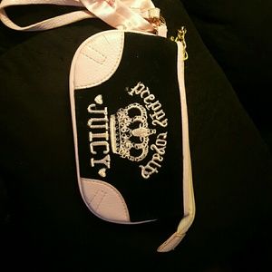 Juicy couture wristlet